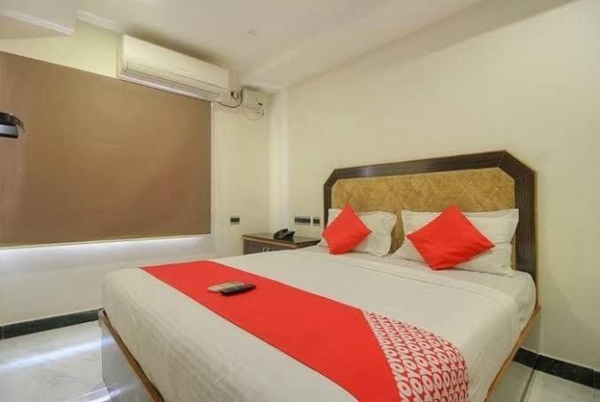 Hotel Srees Tiruchirappalli Exterior foto